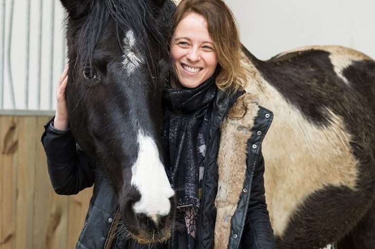 anne maltoni chevaux thérapie lauréate fondation yves rocher