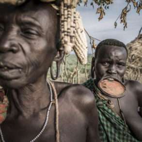 FAUSTO PODAVINI. Reportage en Ethiopie, vallée de l’Omo