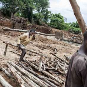 FAUSTO PODAVINI. Reportage en Ethiopie, vallée de l’Omo