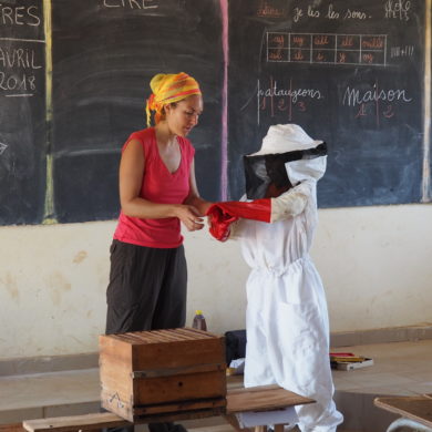 Claire Clément lauréate Terre de Femmes 2022 France Sénégal miel