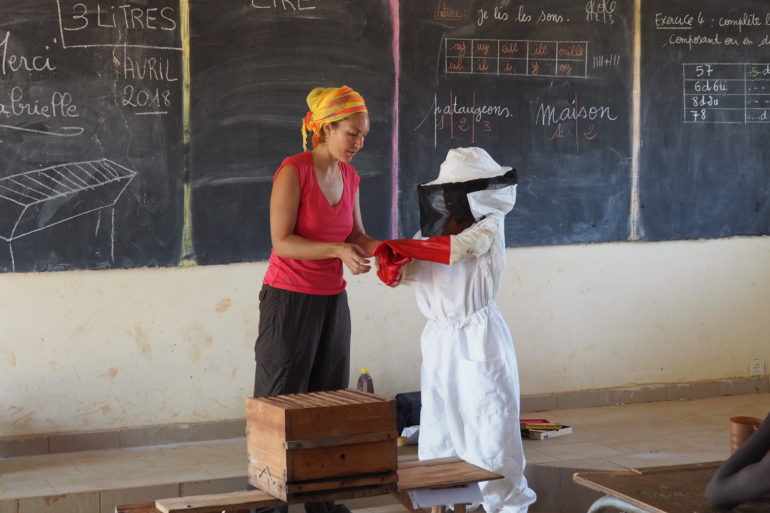 Claire Clément lauréate Terre de Femmes 2022 France Sénégal miel