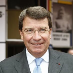 Xavier Darcos chancelier de l'institut de France et membre du CA Fondation Yves Rocher